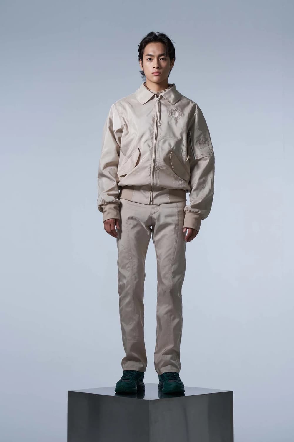 강혁 콜렉션11 에어백 자켓 팬츠 셋업 상품이미지10
