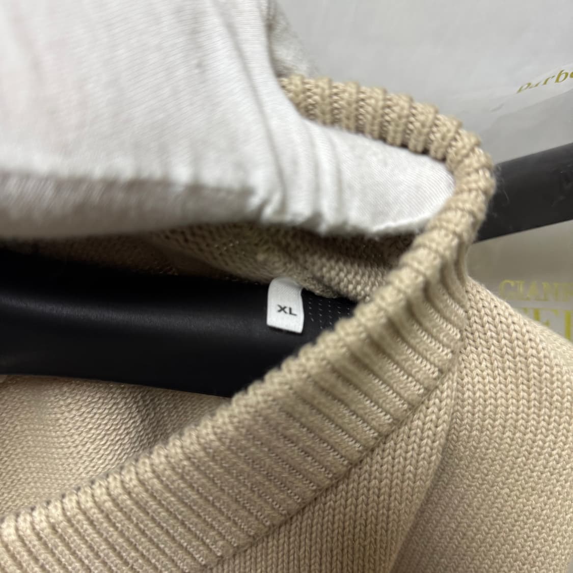 [XL사이즈] 아미 빅하트 로고 오버사이즈 니트 스웨터 베이지 화이트 상품이미지8