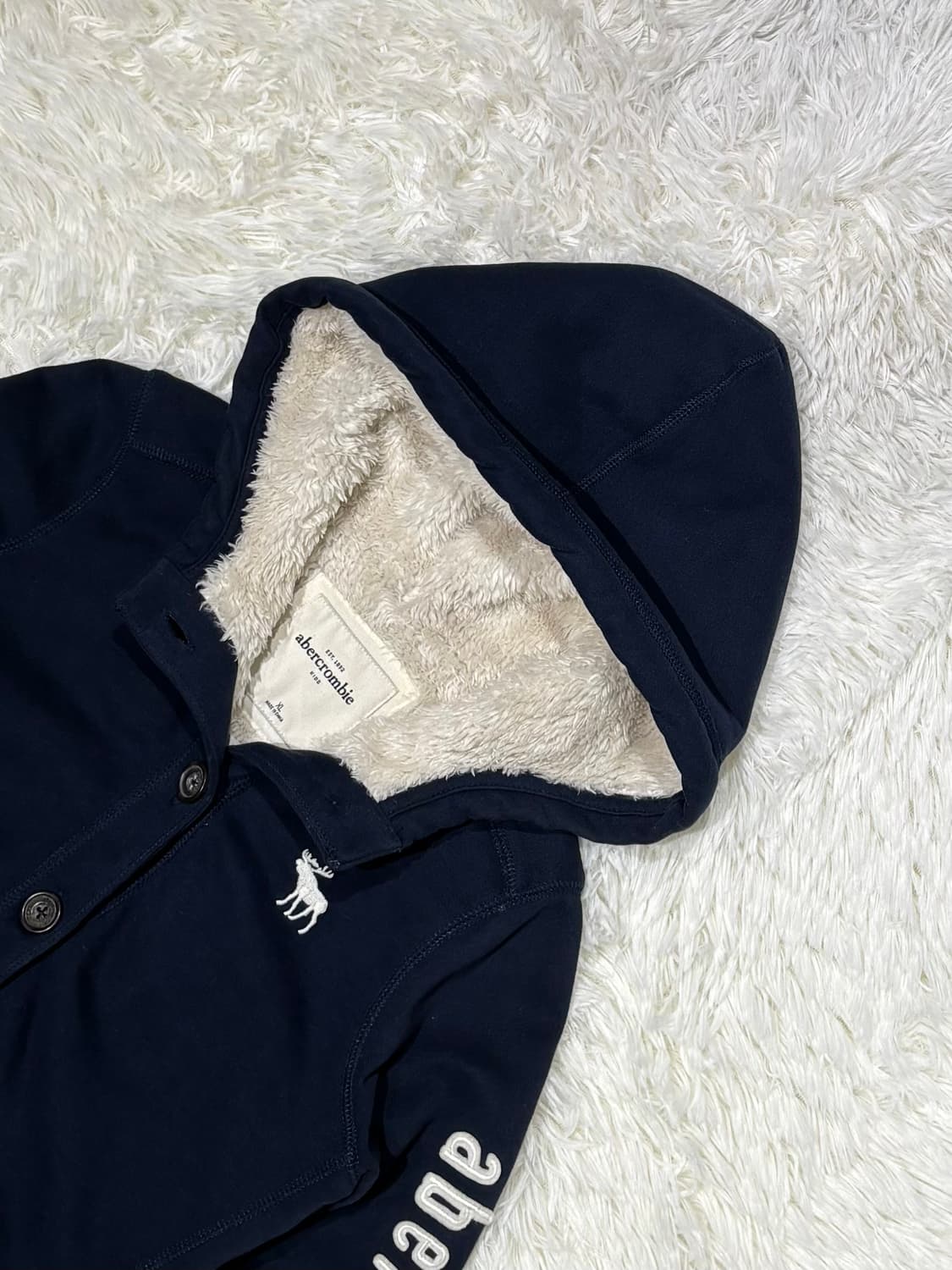 아베크롬비 사이드로고 네이비 버튼 후드집업 상품이미지6