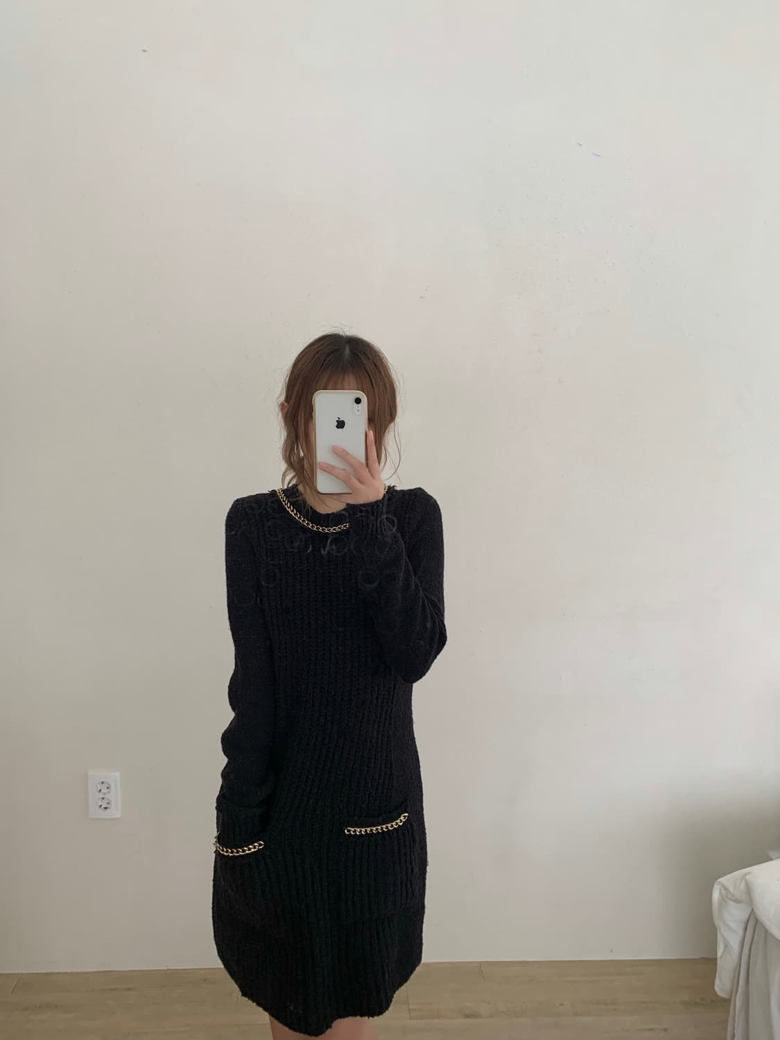 오네갸루 하객룩 블랙 니트 골드 체인 원피스 상품이미지3