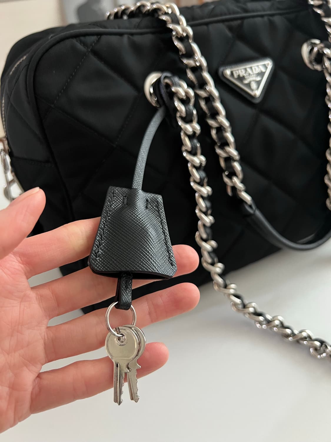 프라다 퀄팅체인 나일론 숄더백 (정품) 상품이미지8