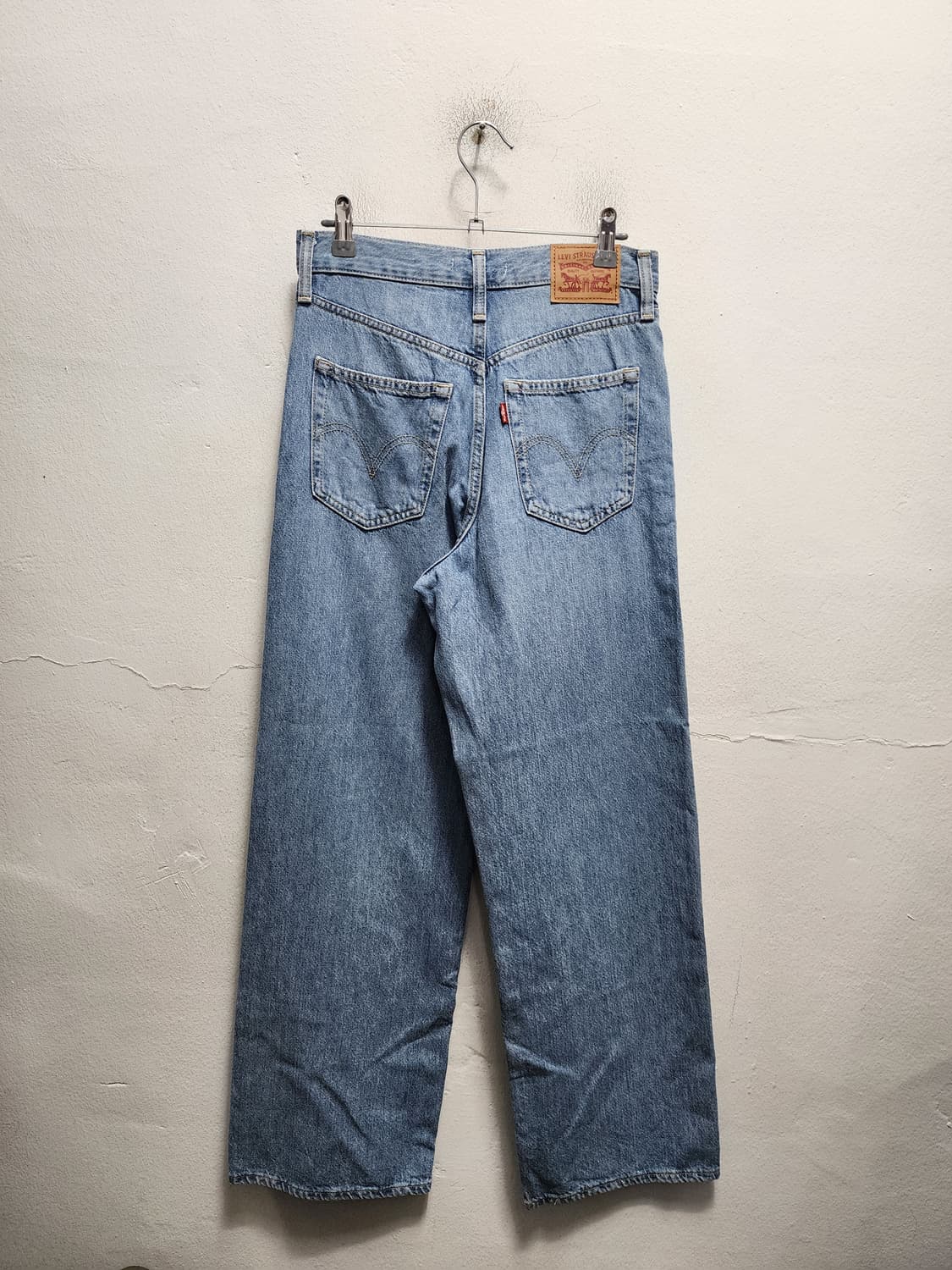 리바이스 하이웨스트 와이드 팬츠 상품이미지1