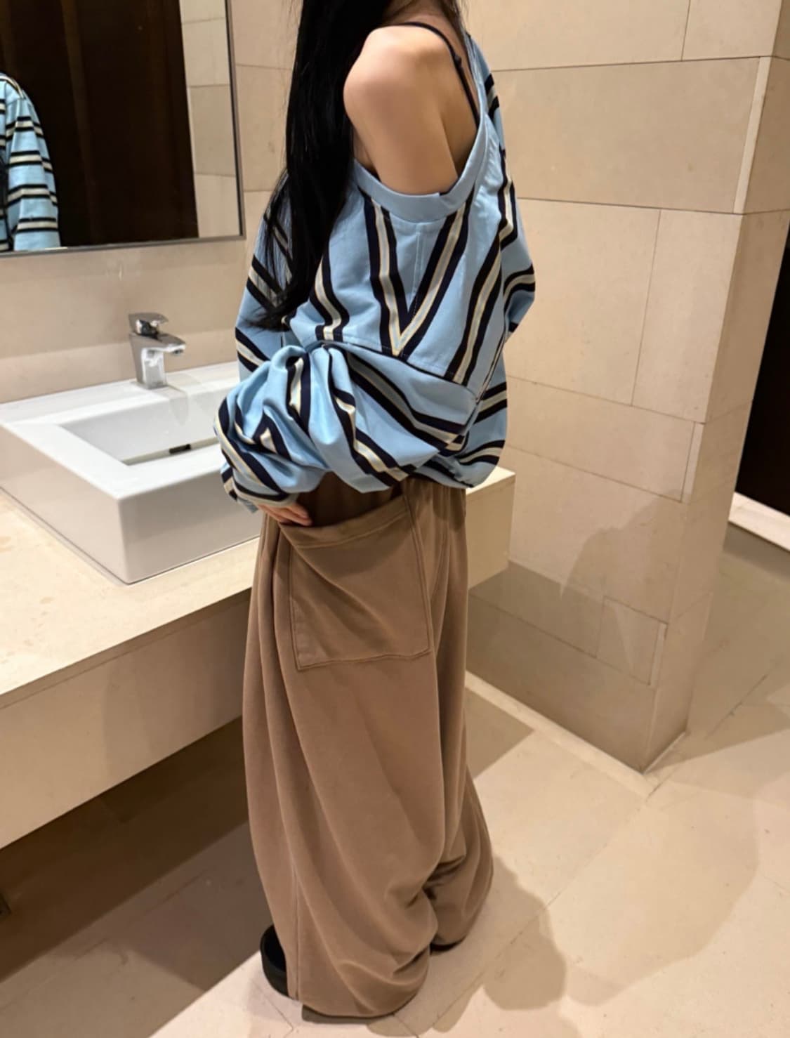 (새상품) 데이도어 단가라 보트넥 티 상품이미지2