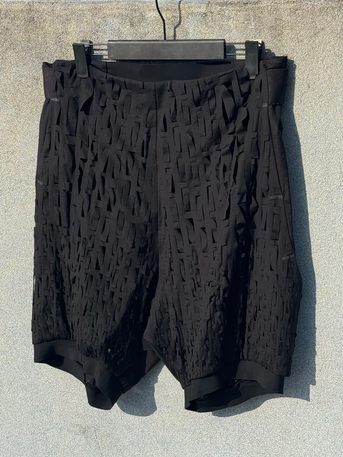 Y-3 17SS Laser Cutting Airflow Pants 상품이미지1