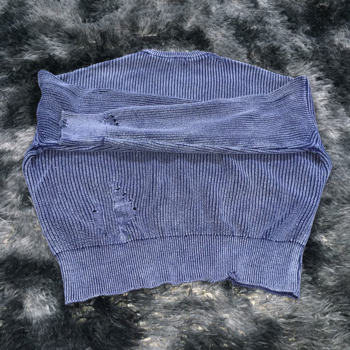 투티/0323 MAISON MINED 데미지 숏 니트 크롭 블루 워싱 상품이미지7