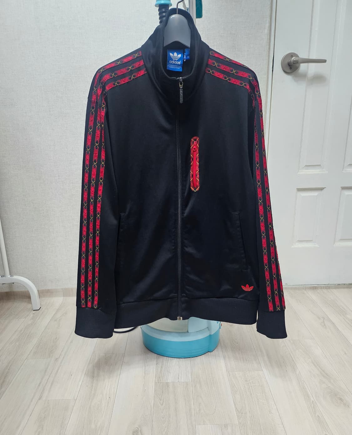 (110)2XL☆초대장급☆아디다스 파이어버드타탄체크백로고[검빨]트랙탑져지 상품이미지1