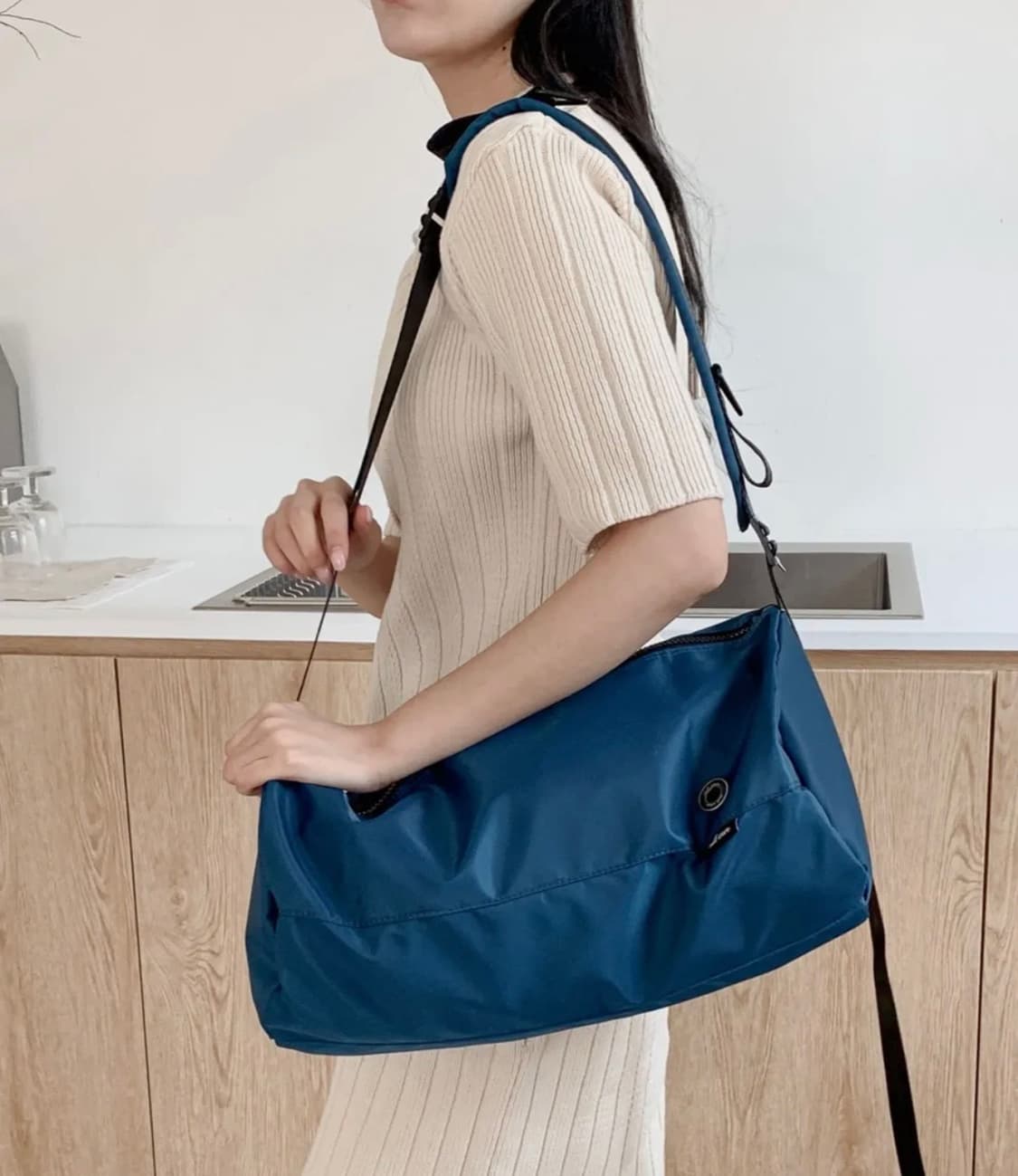 밀크 웨이브 포춘 버튼 나일론 더플 크로스백 [블루] 상품이미지3