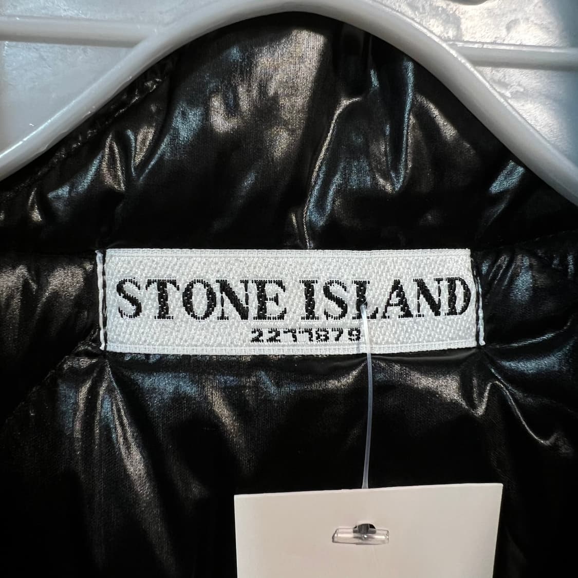 [L] STONE ISLAND 스톤 아일랜드 블랙 후드 봄버 자켓 상품이미지9