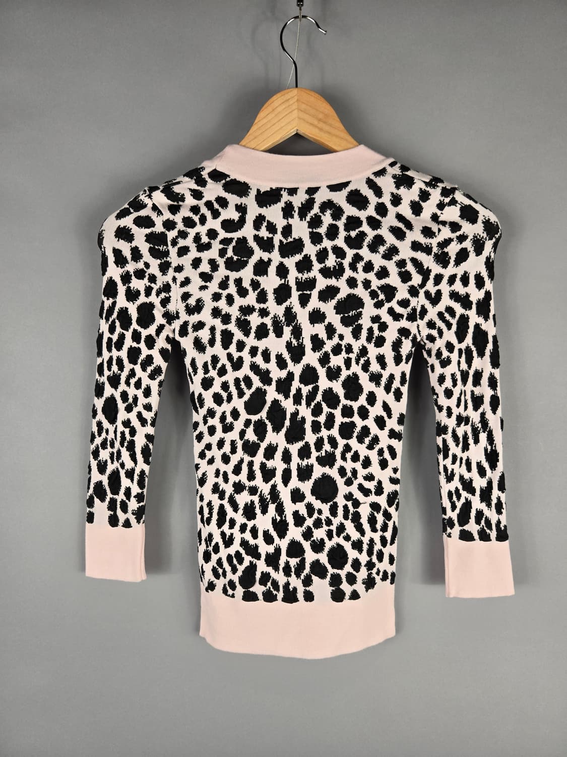 [무료배송]알렉산더맥퀸 XS 핑크 레오파드 8부 소매 니트 상품이미지6