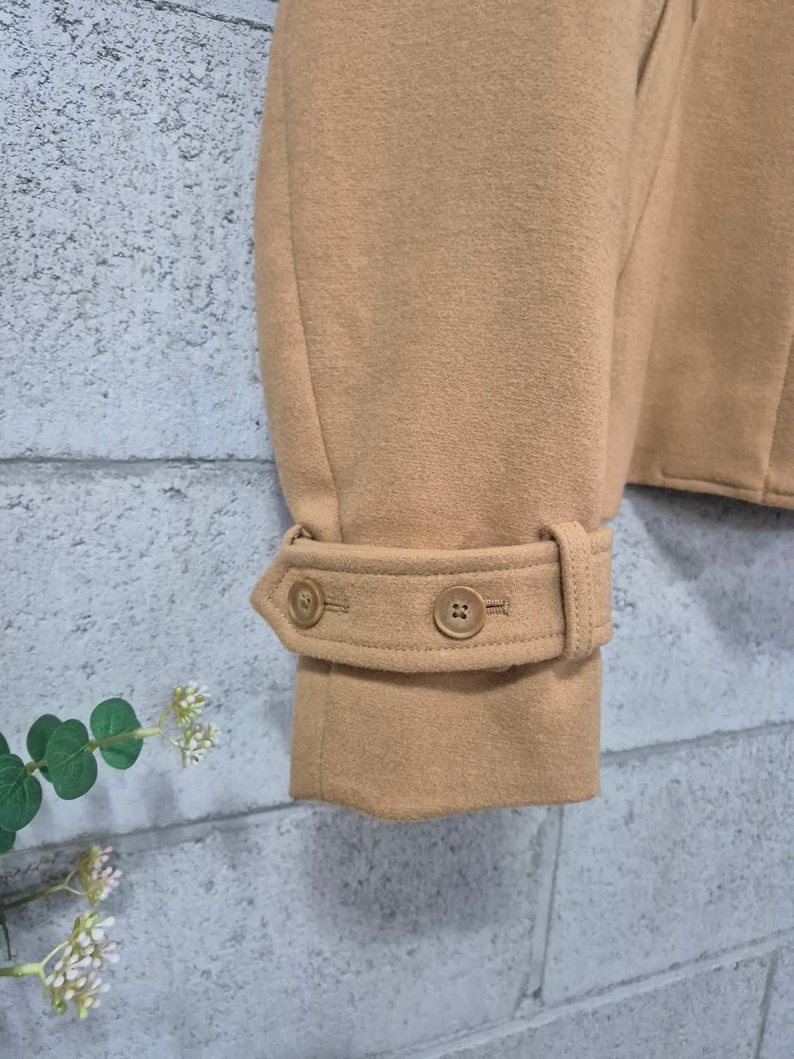 유니클로 JW 앤더슨 울블랜드 숏코트 상품이미지4