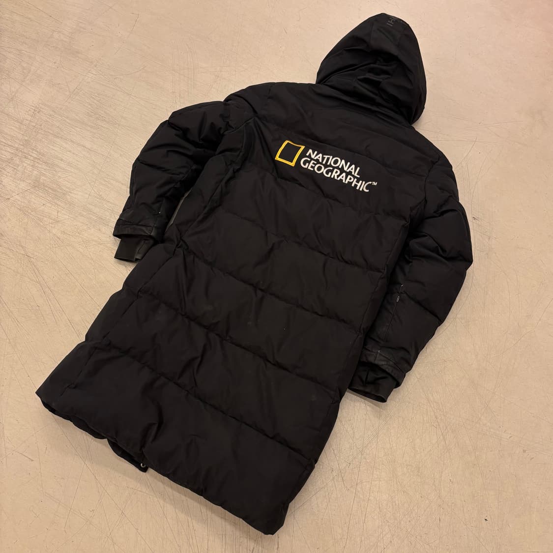 내셔널지오그래픽 빅로고 구스다운 롱패딩 상품이미지3