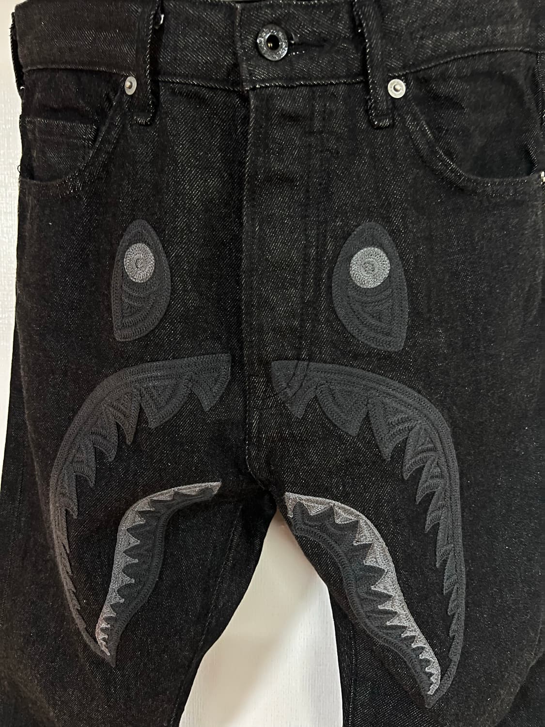 베이프 샤크 데님 레귤러 핏 상품이미지4