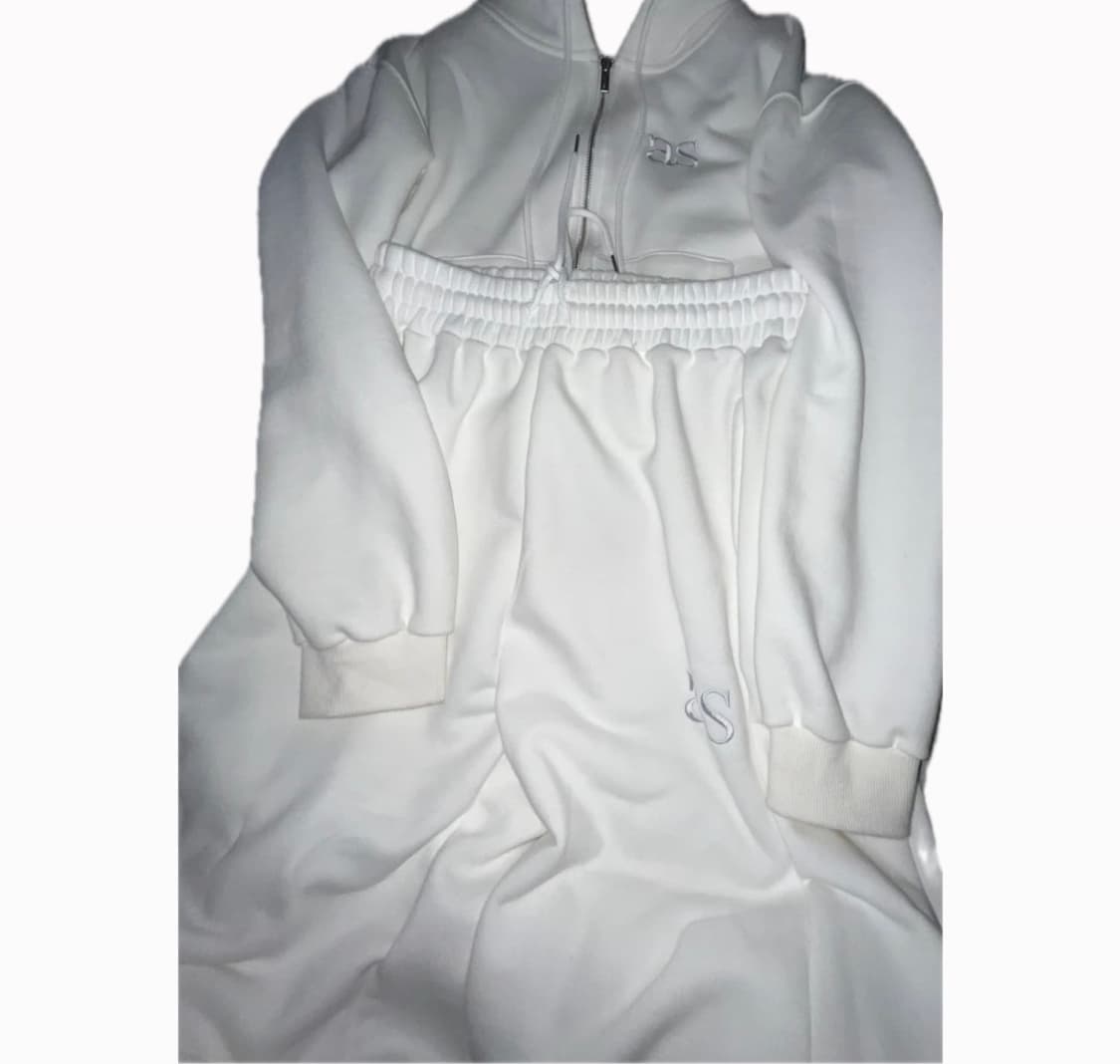 에즈온 트레이닝 후드집업 상품이미지2