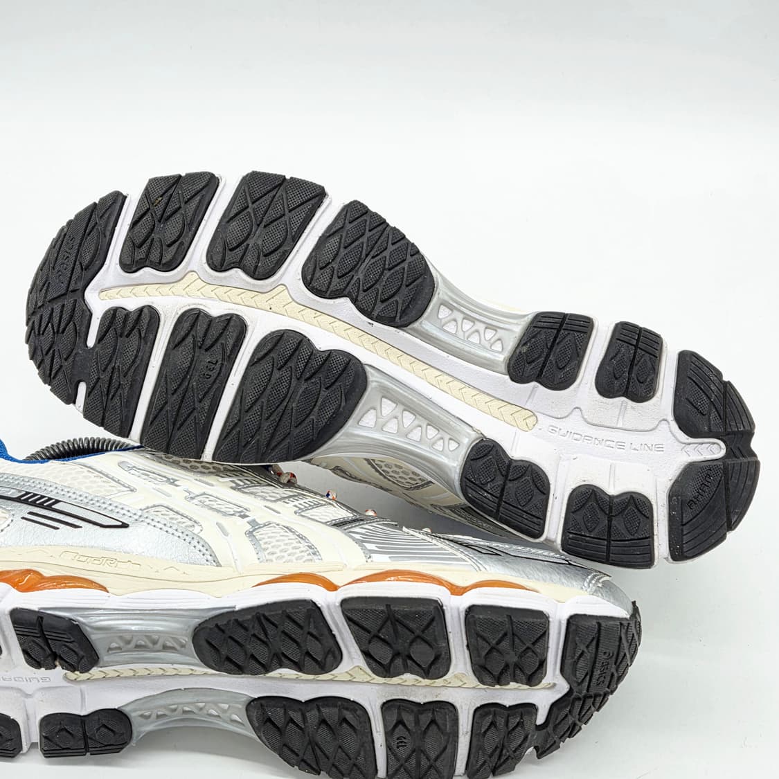  아식스 x Kith 로니 피그 젤 카야노12.1 크림 (275)  상품이미지3