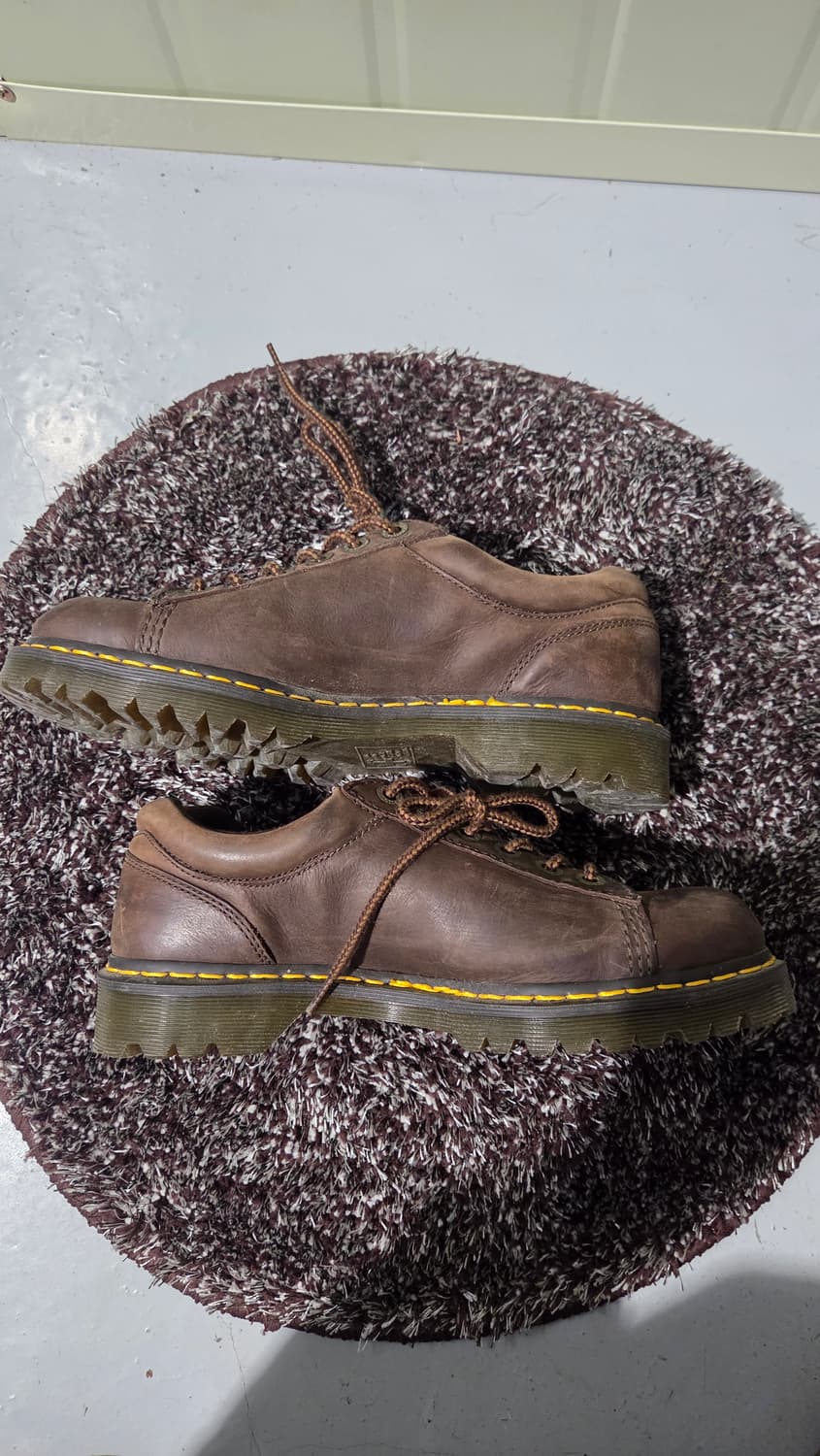 닥터마틴 브라운 6홀 더비 상품이미지2