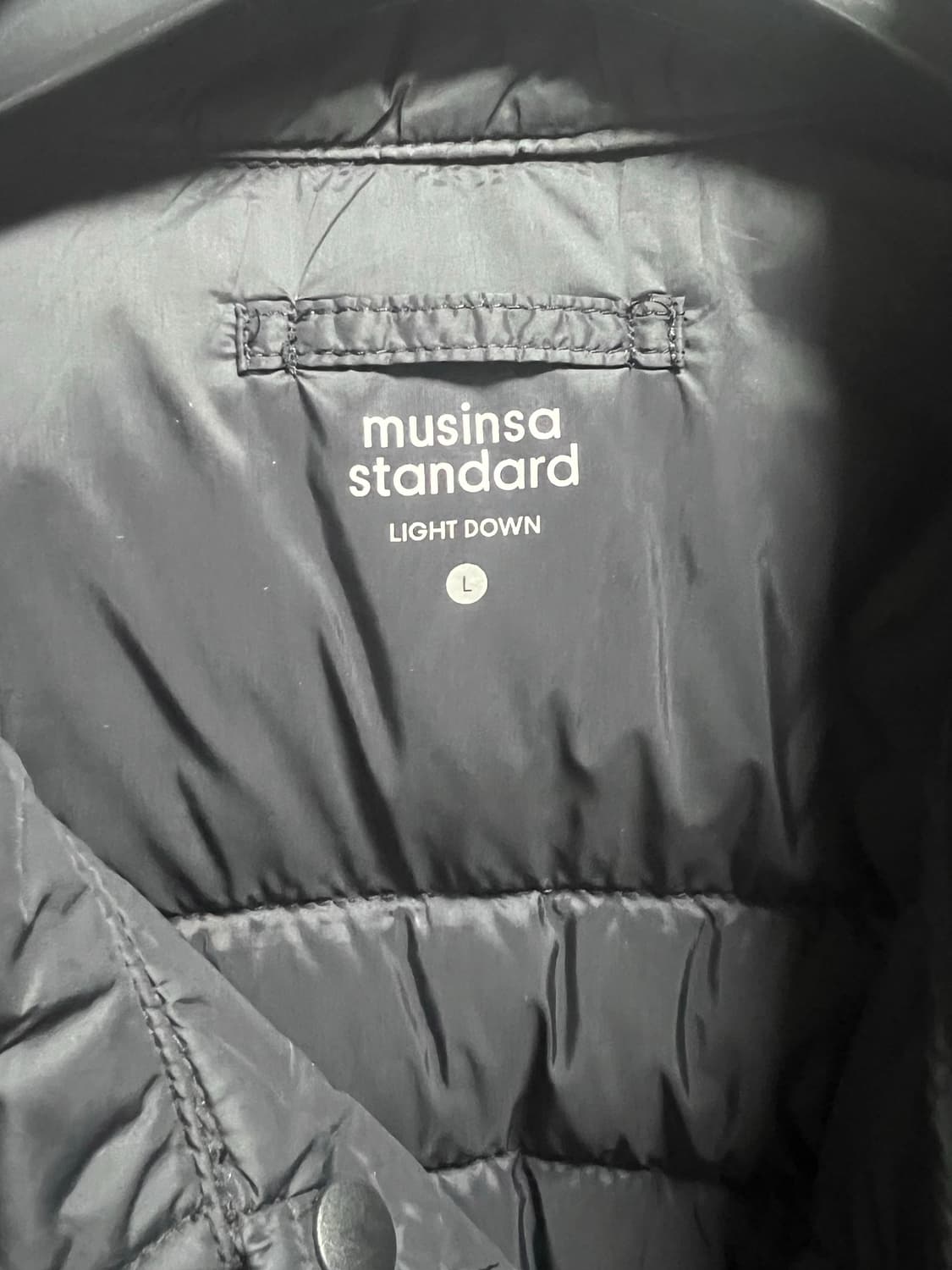 무신사 스탠다드/라이트다운 경량패딩/L 상품이미지3