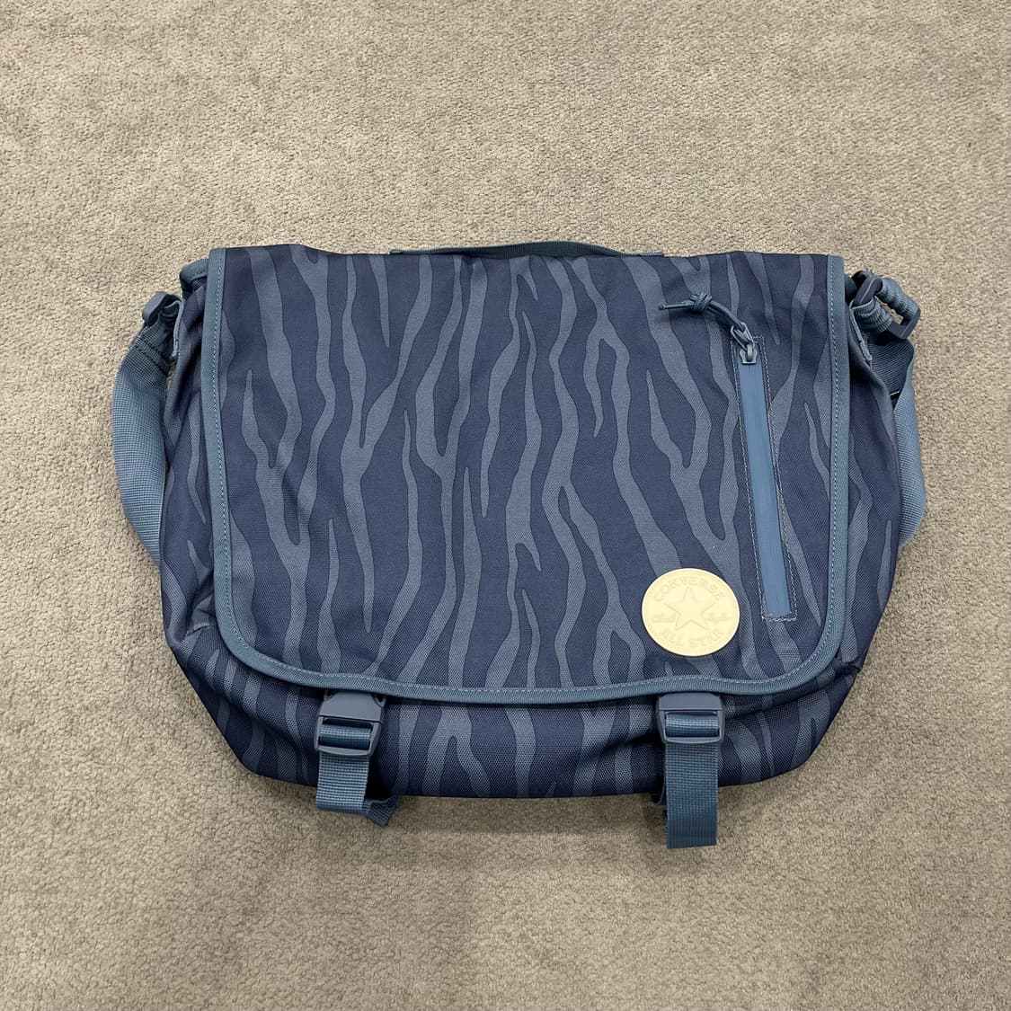 컨버스 크로스 메신저백 상품이미지1