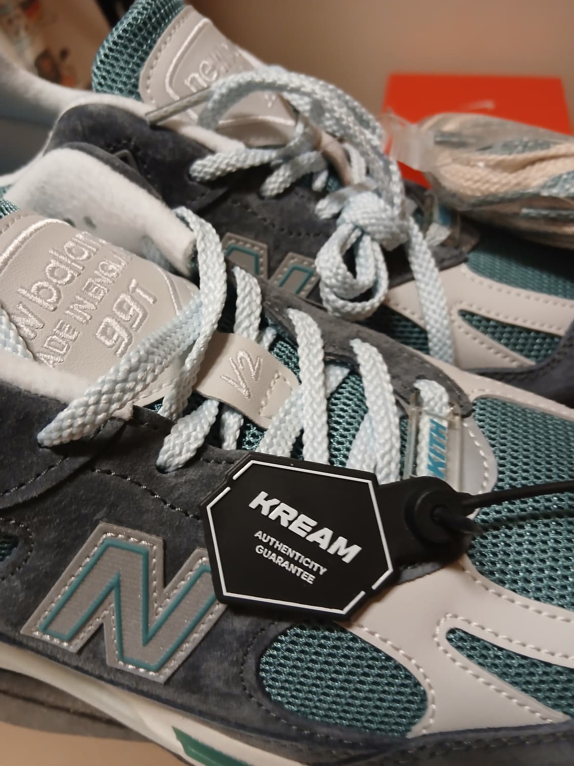 뉴발란스&키스 991 v2  상품이미지5