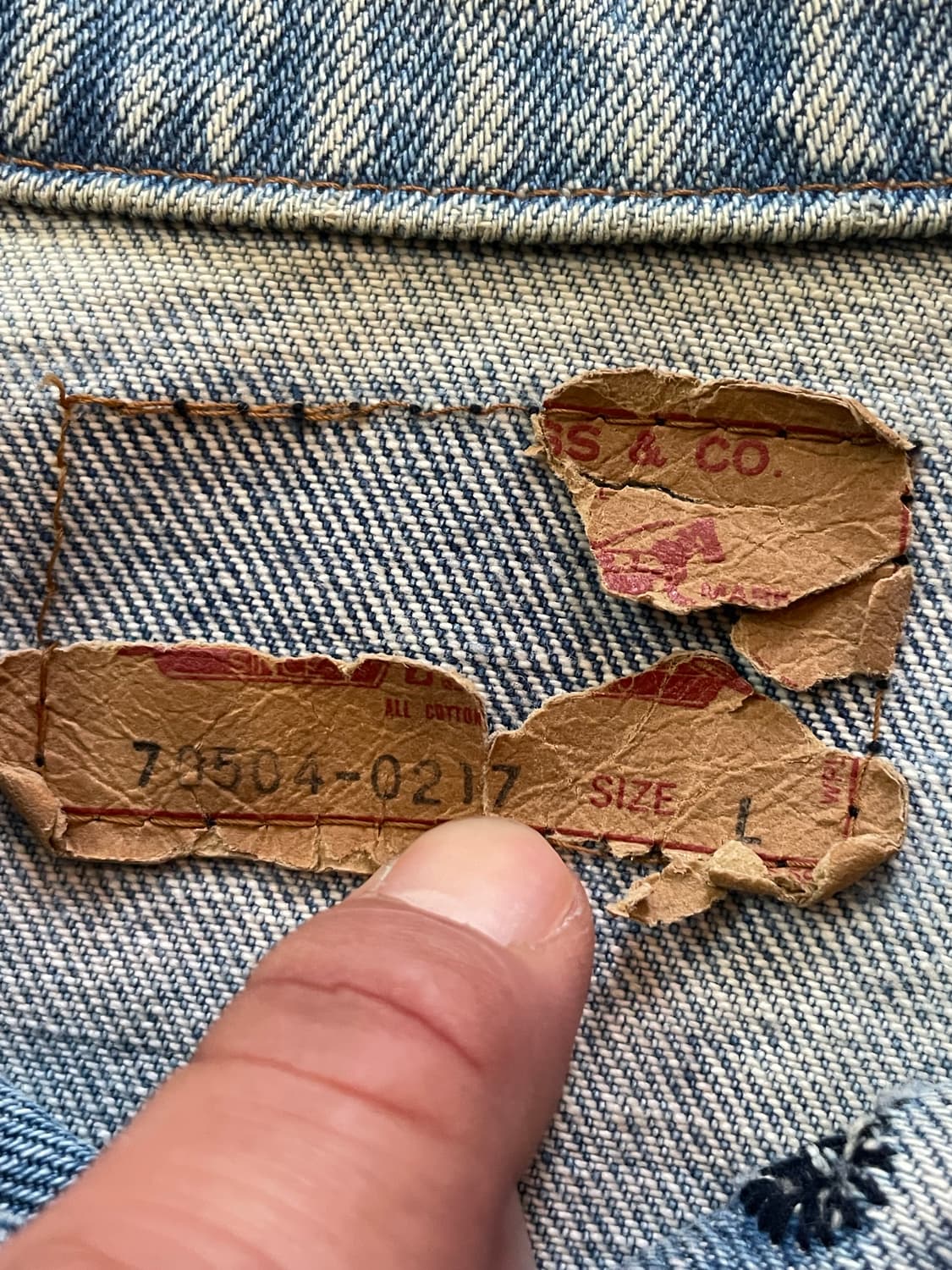 90년대 일본 제작 리바이스 70504 트러커 데님 자켓 상품이미지4