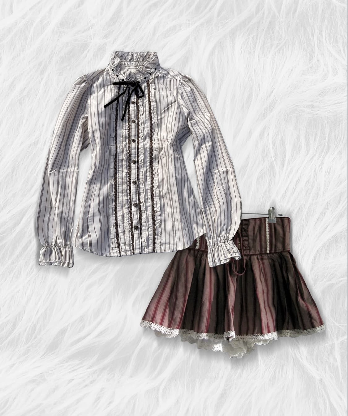 Axes femme stripe shirt 엑시즈팜 공겜여주 클래식 셔츠 상품이미지3