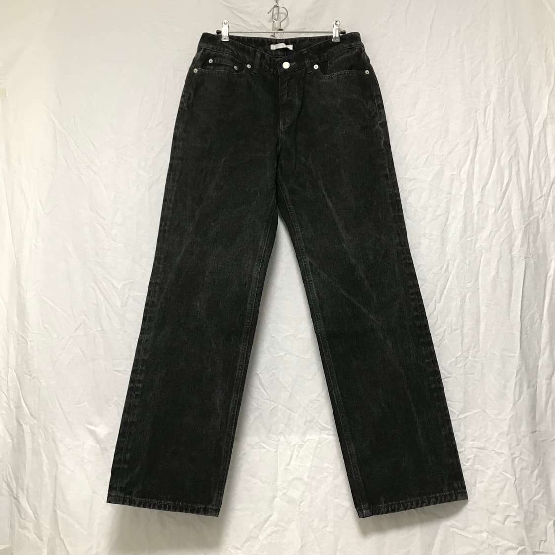 LIT / COATING DYED WIDE JEANS 상품이미지1