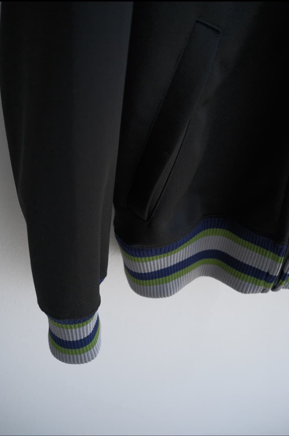 Mesh hood zip-upcom 상품이미지3