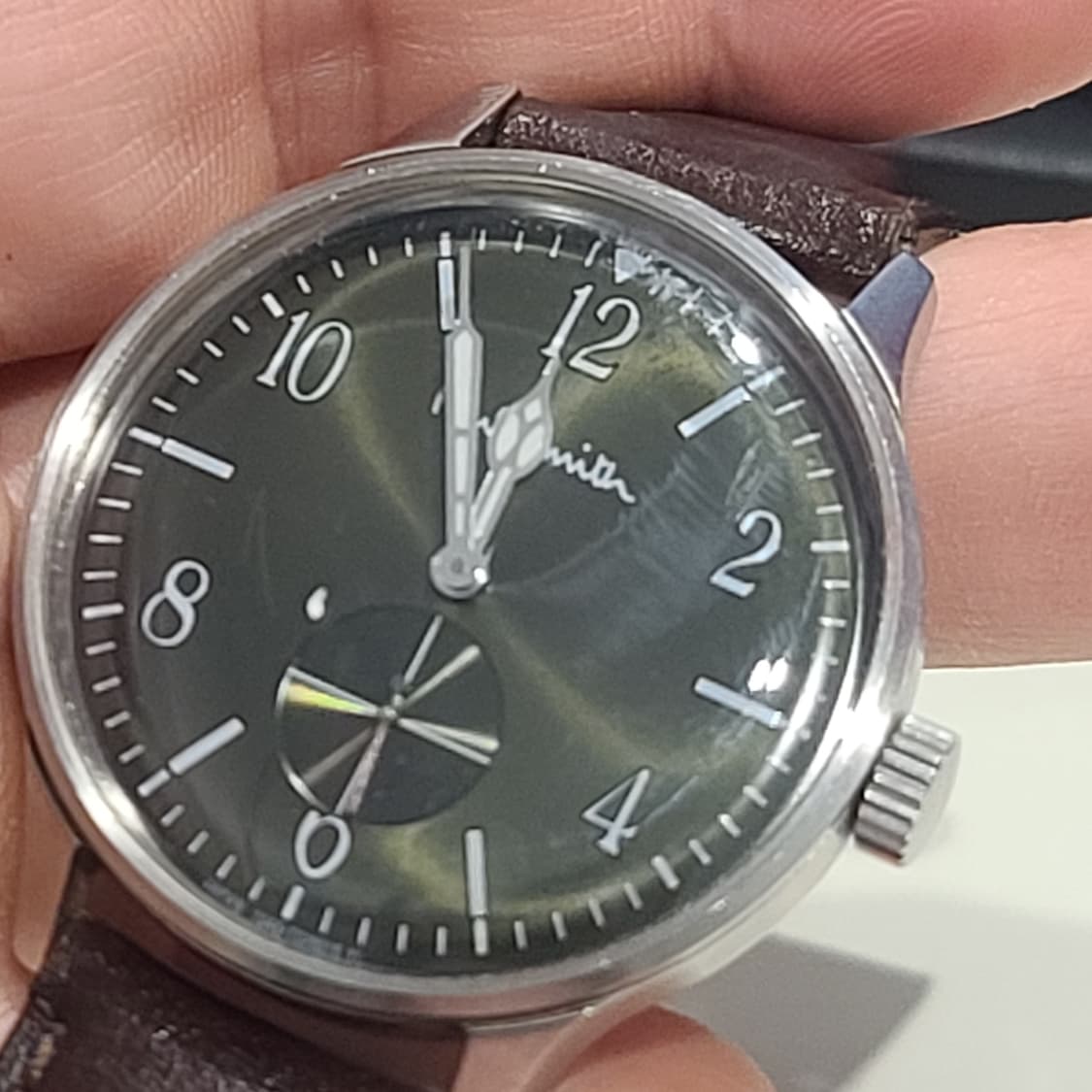 폴스미스시계 쿼츠무브먼트 정상작동 시계단품 팝니다. 상품이미지2