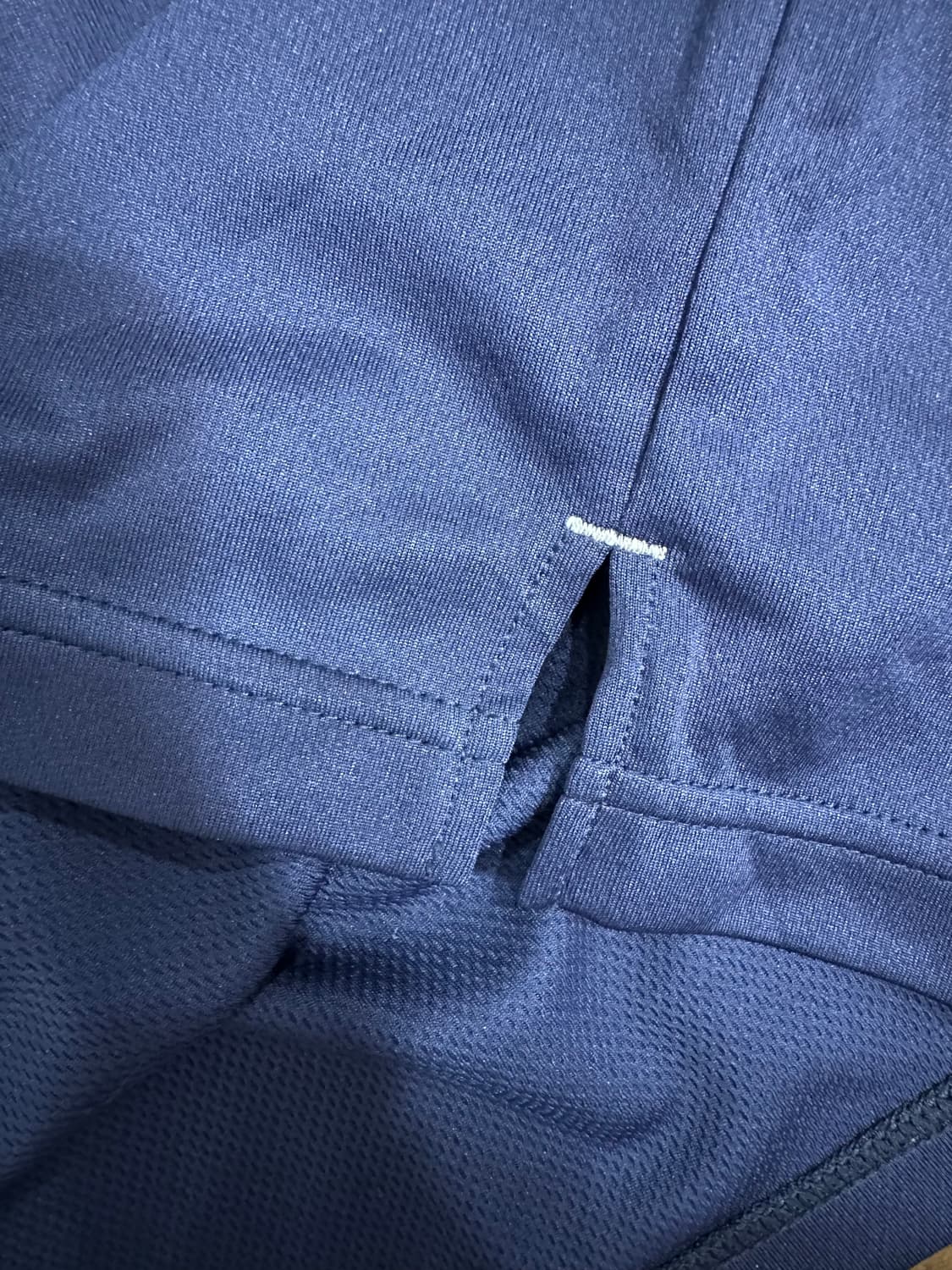 아식스 네이비 반팔폴로티 M 새제품 올드스쿨 시원한재질 일본판 상품이미지6