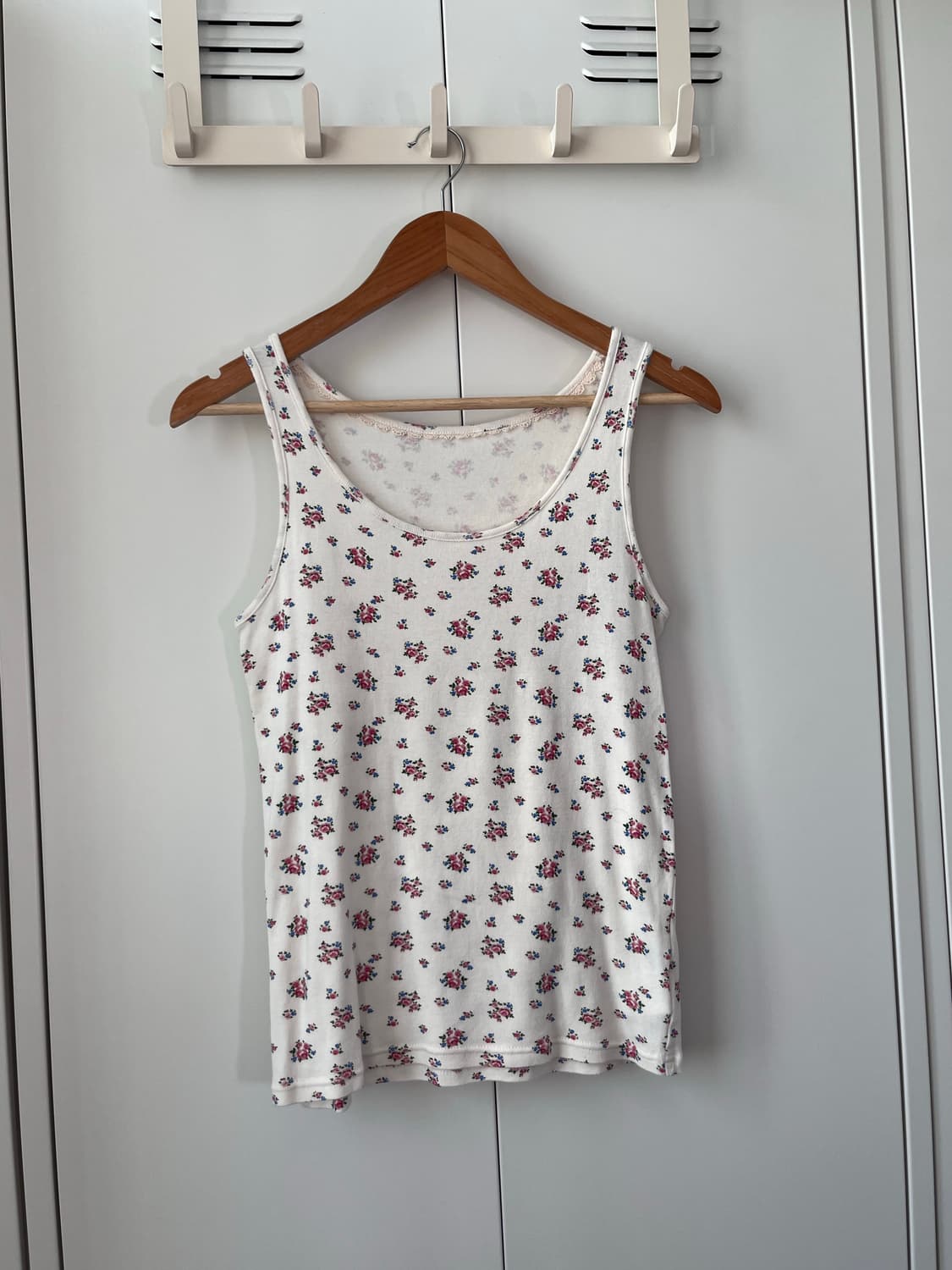 Earth music 잔꽃 패턴 슬리브리스 상품이미지4