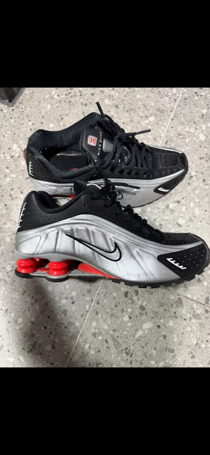 나이키 샥스 상품이미지2