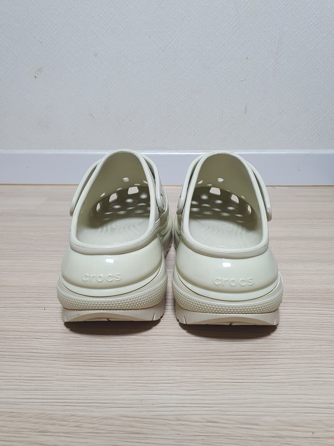 크록스 메가 크러쉬 샌들 슬리퍼 270 상품이미지5