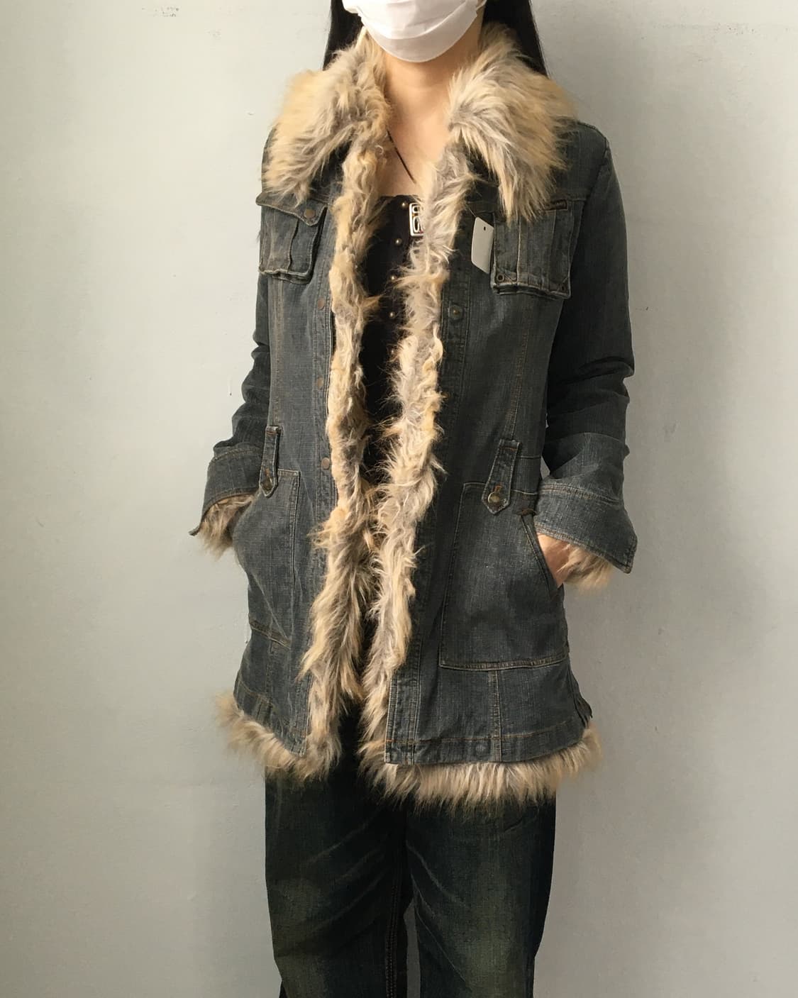 Belted fake fur trimming denim jacket 상품이미지3
