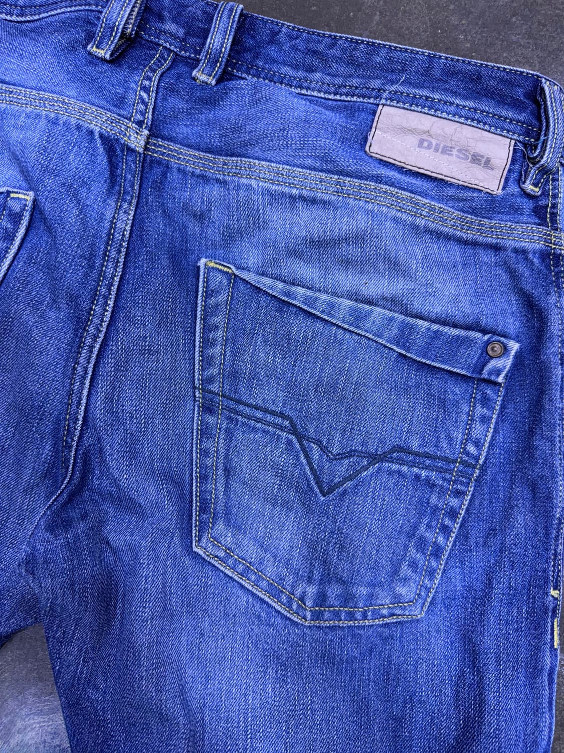 디젤 크룰리 빈티지 워싱 데미지 워싱 데님팬츠 31 상품이미지7