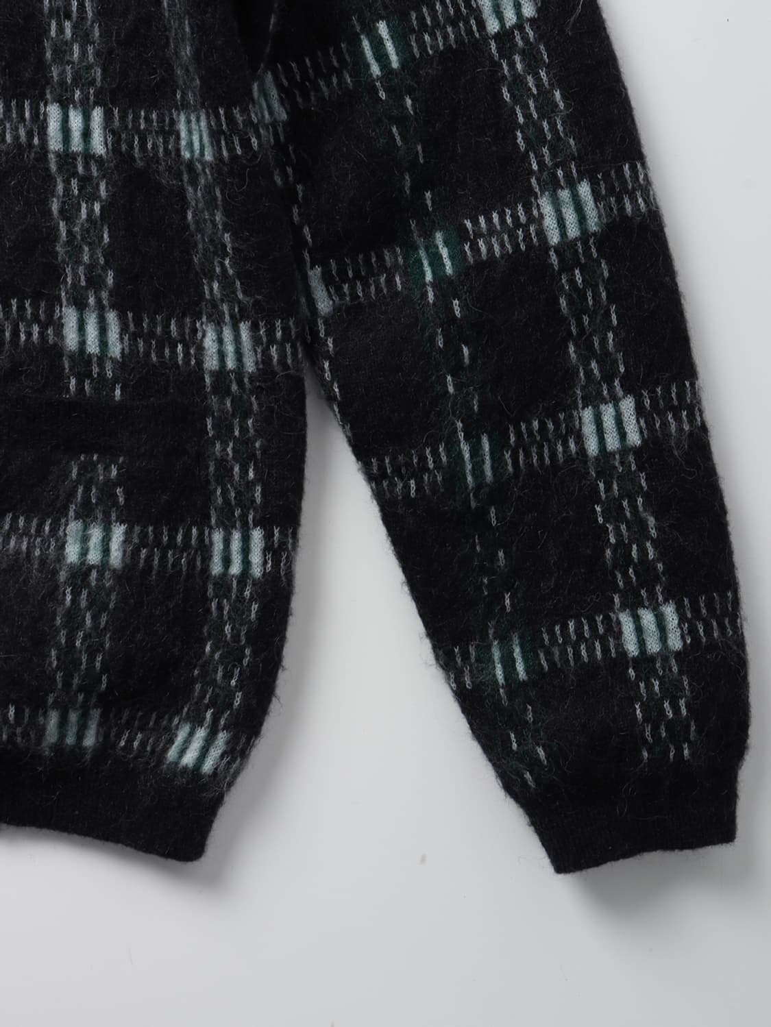 BEAMS PLUS Mohair Check Cardigan 상품이미지9