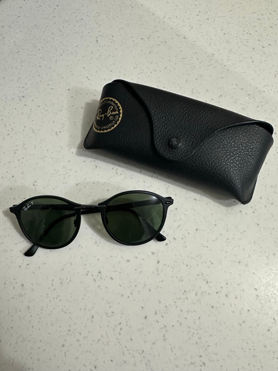 레이밴 RB4242 상품이미지2