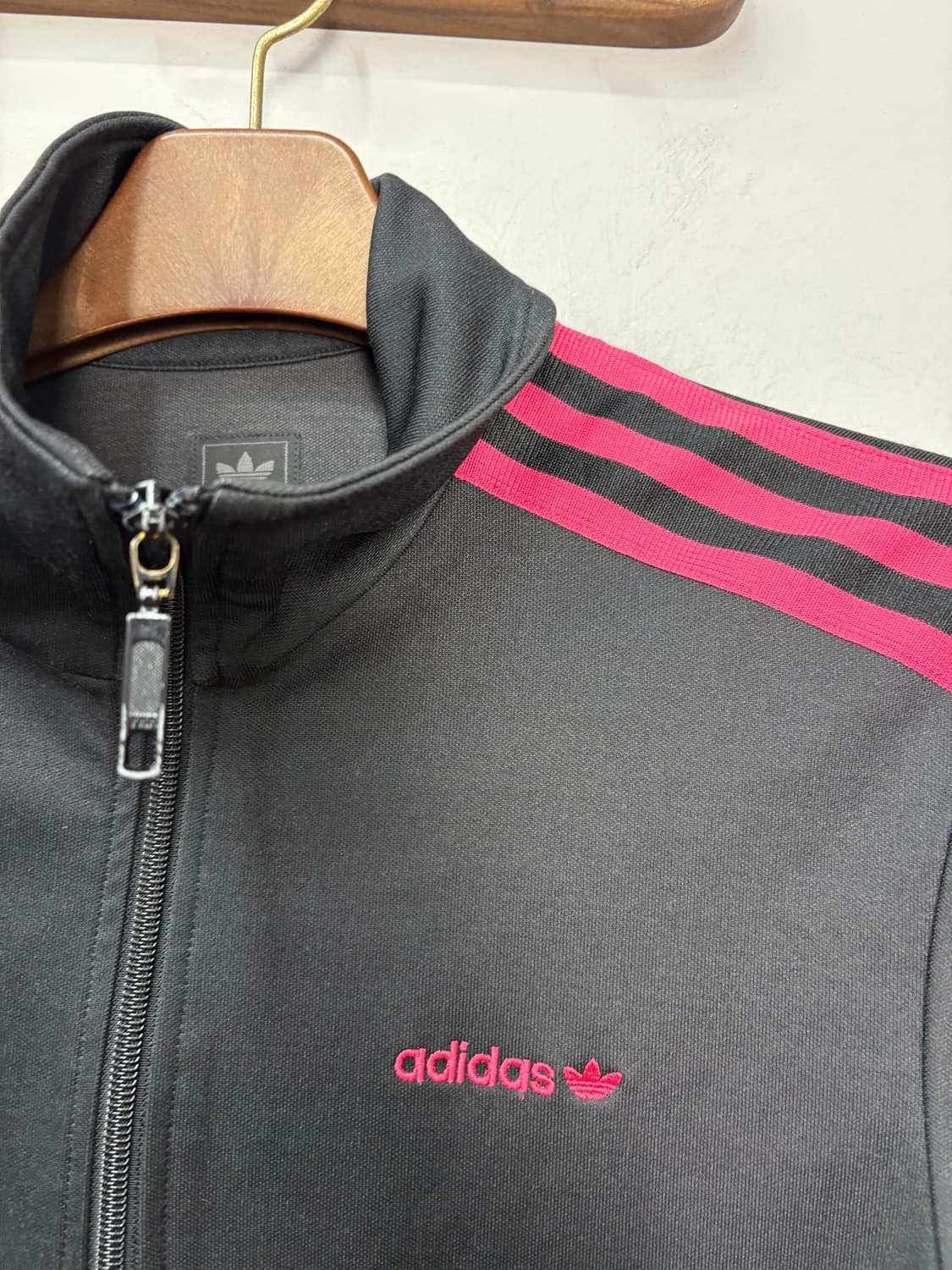 아디다스 베켄바우어 블랙핑크 트랙탑져지 A3037 상품이미지3