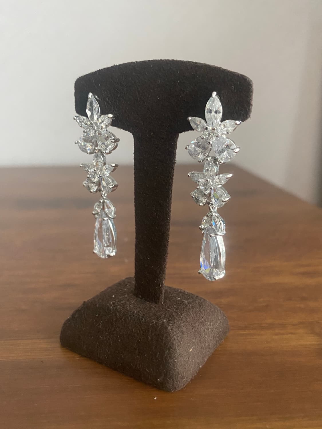 물방울 모티브 큐빅 귀걸이 상품이미지9