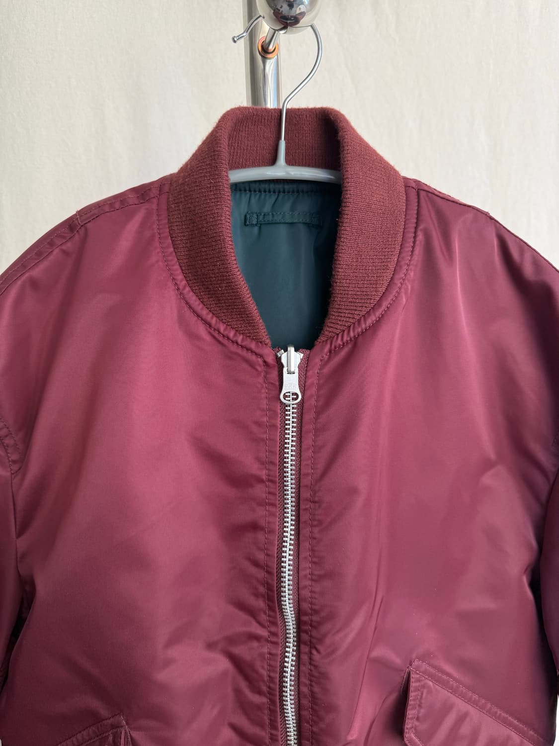 Uniqlo U Reversible Bomber Jacket 상품이미지5