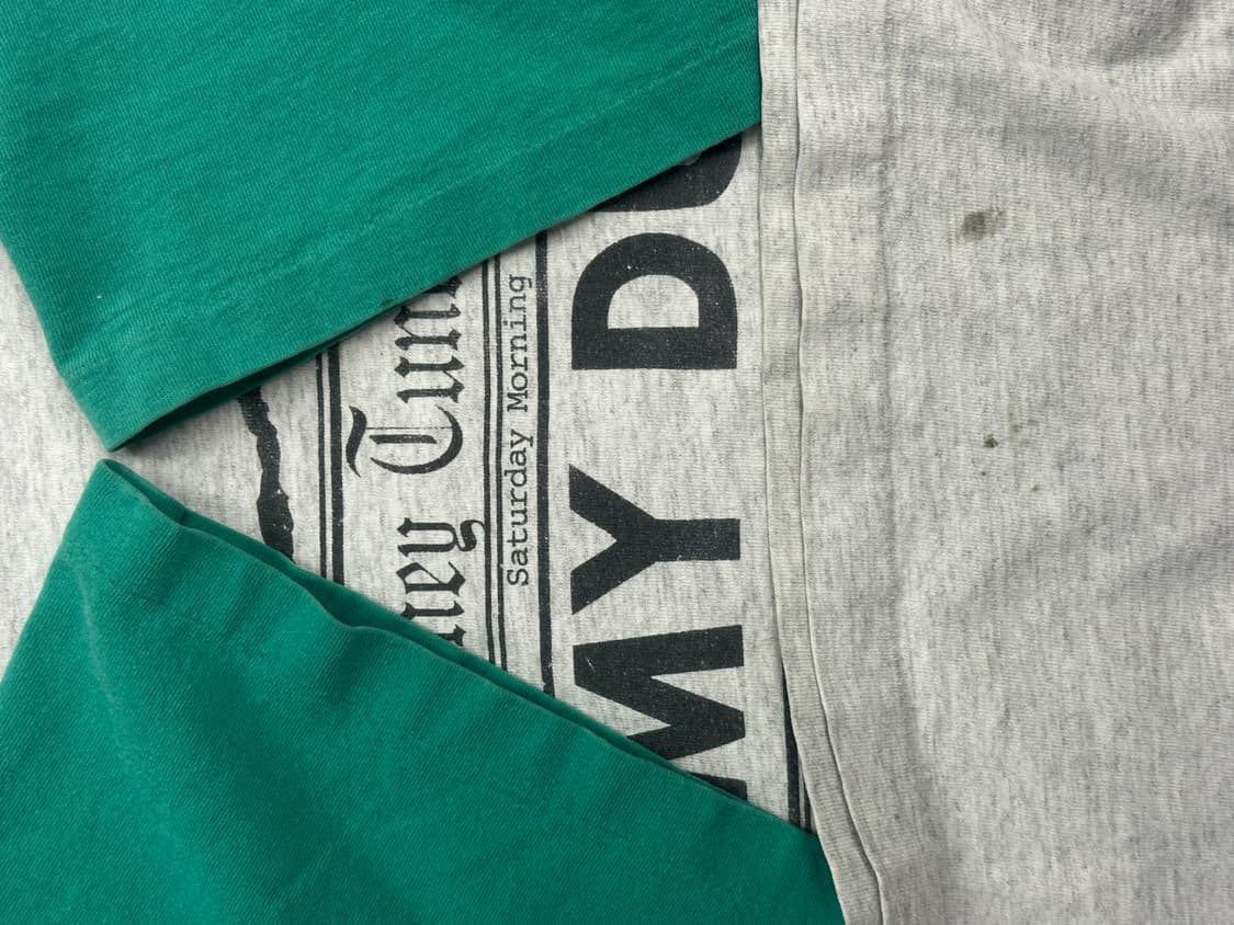 1995' 루니툰즈 투톤 티셔츠 L 상품이미지5