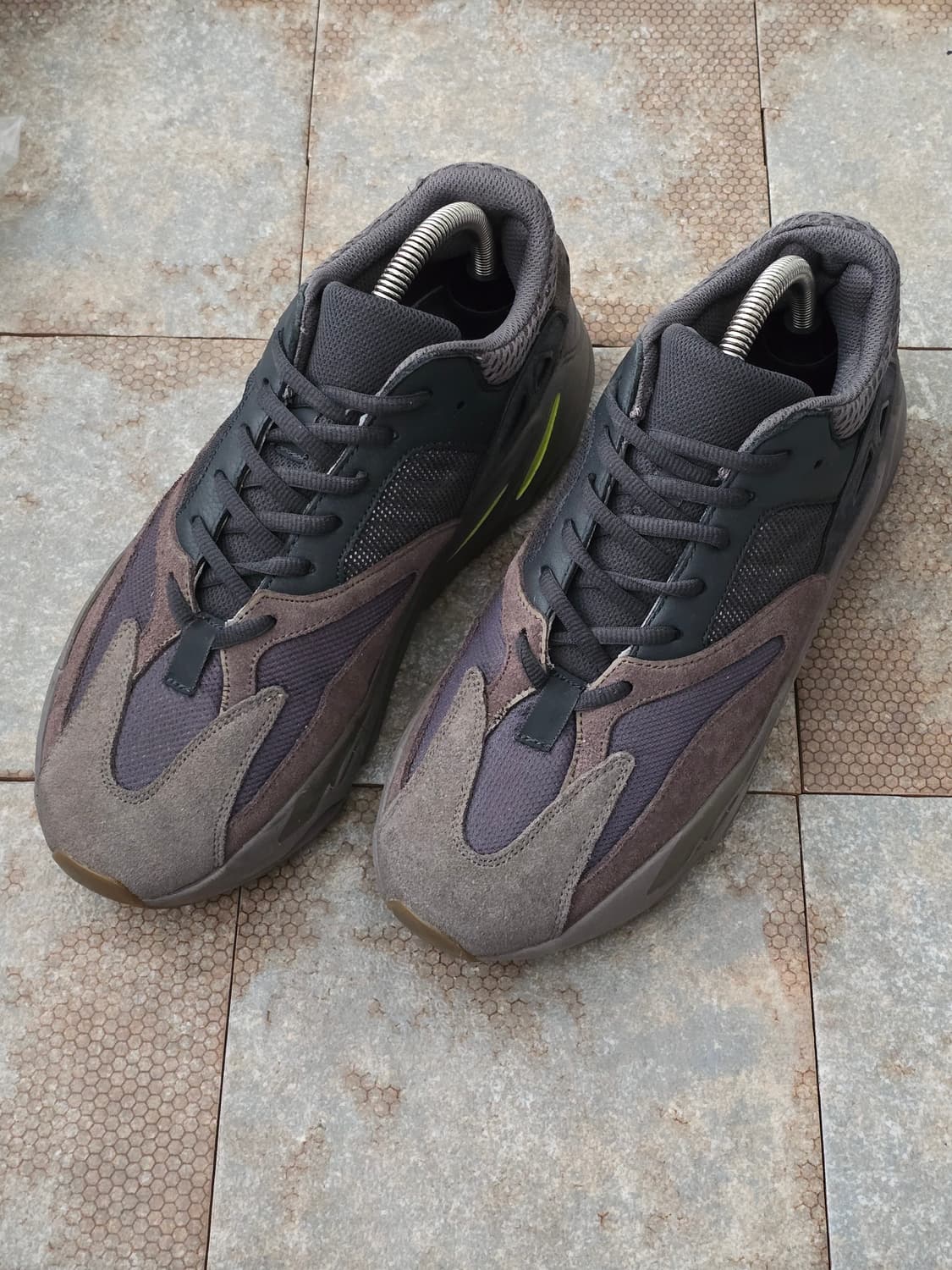 (275)아디다스 이지부스트 700 모브 상품이미지1