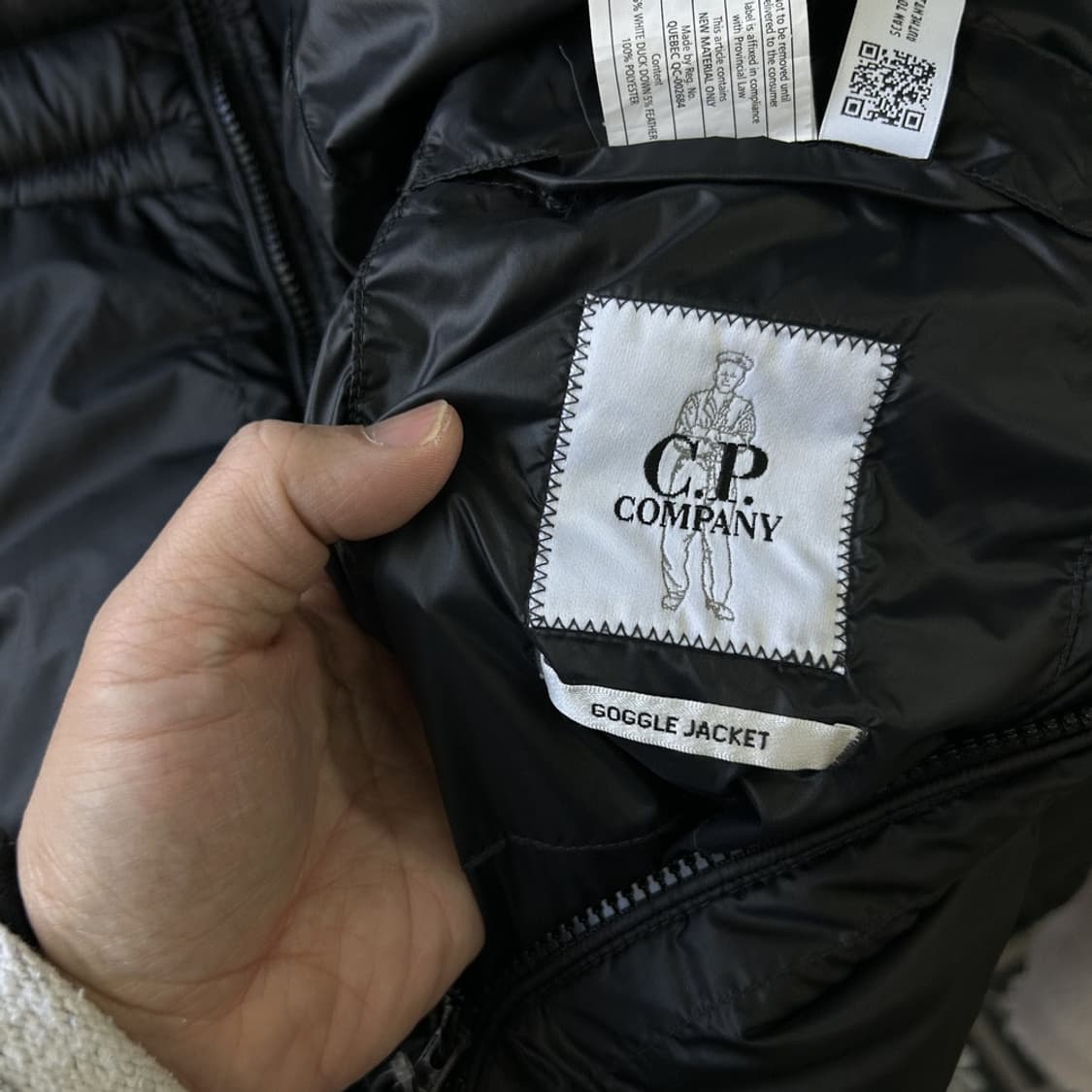15582 - C.P 컴퍼니 D.D. SHELL 고글 다운 자켓 상품이미지5