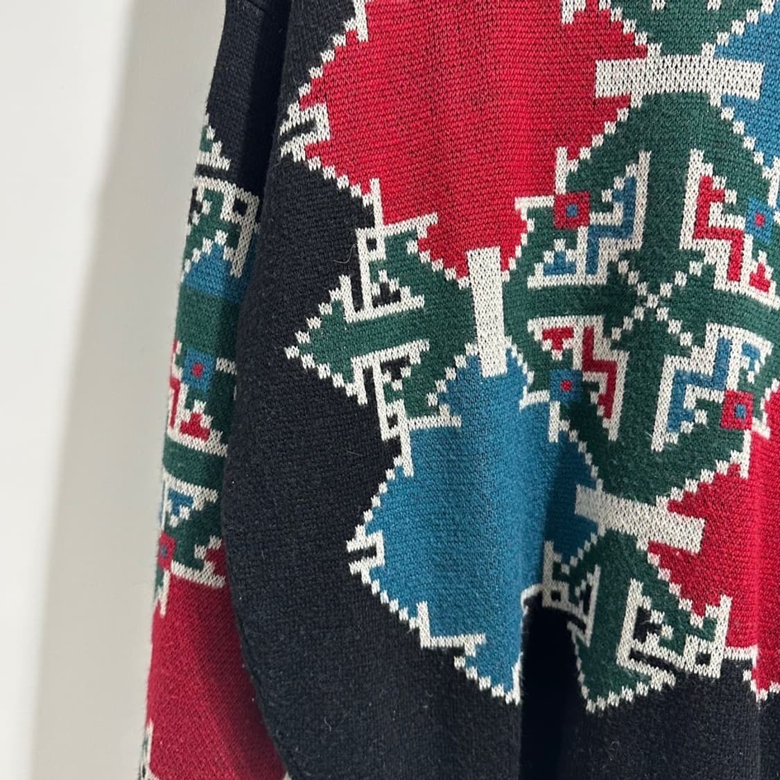 데상트 90s 패턴니트 상품이미지8