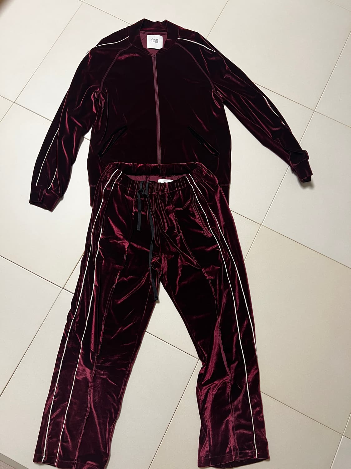 GAKURO 가쿠로 벨벳 트레이닝 세트 상품이미지1