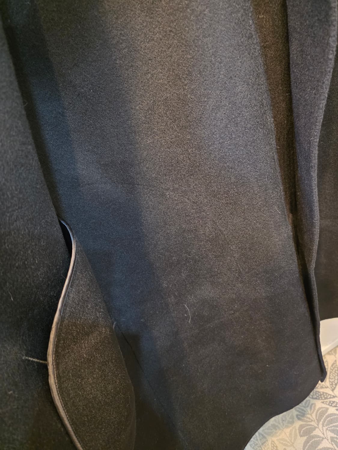 폭스퍼 후드 롱 울 베스트 블랙 상품이미지4