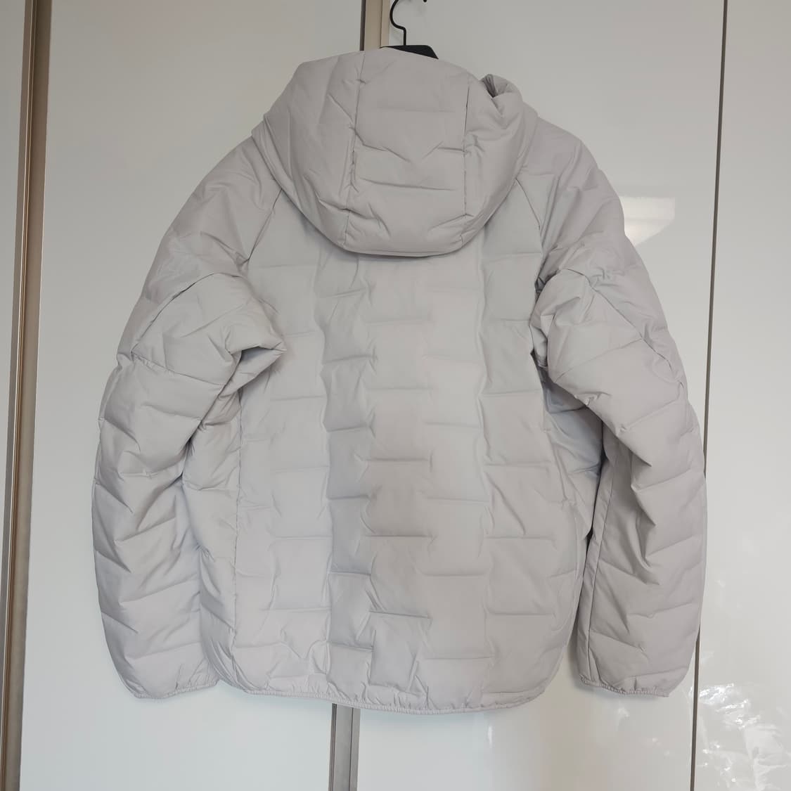 JP XL 새제품) 유니클로 퍼프테크 퍼프텍 경량 패딩 파카 오프 화이트 상품이미지2