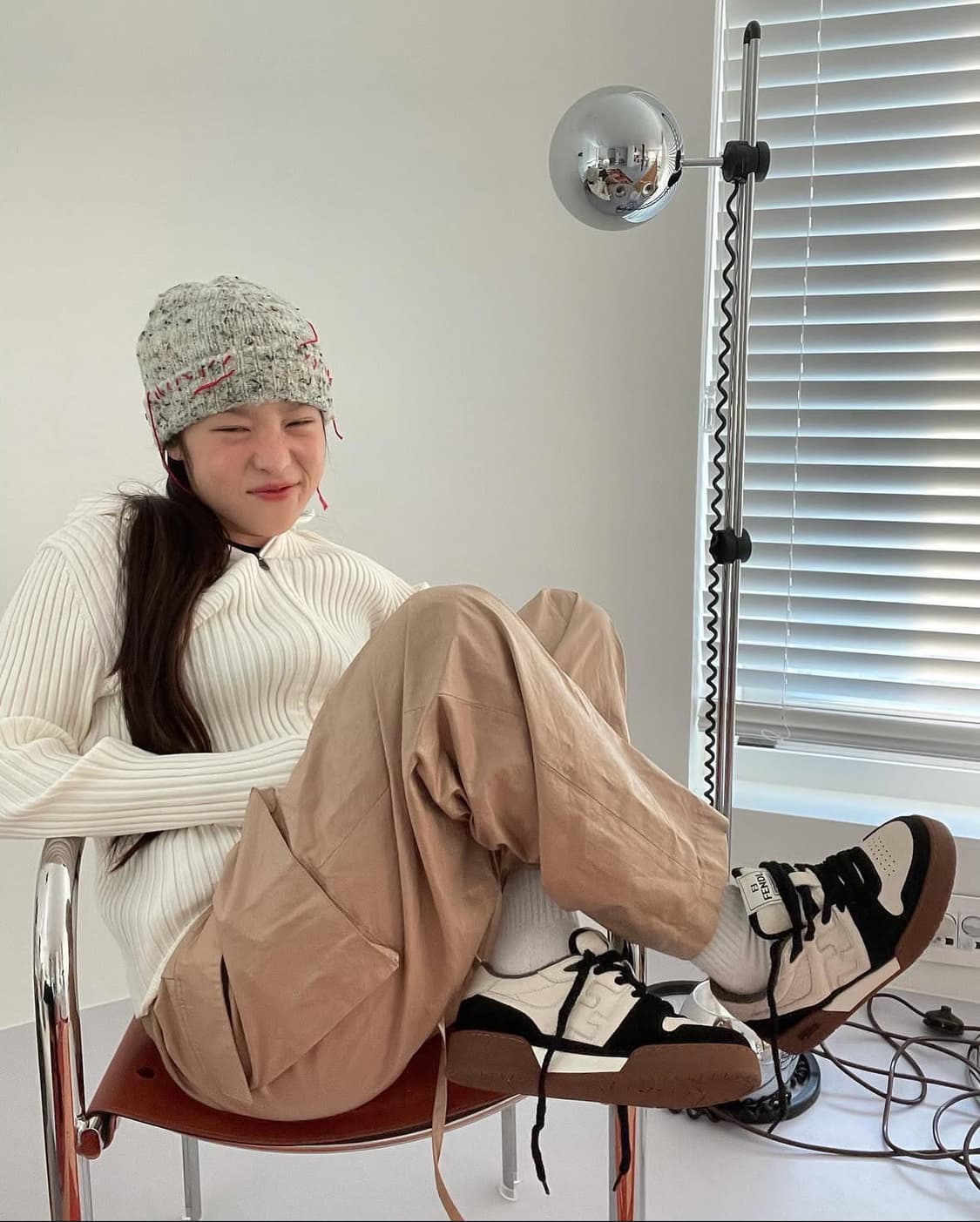 아모멘토 골지 투웨이 가디건 수사샤착용 상품이미지2