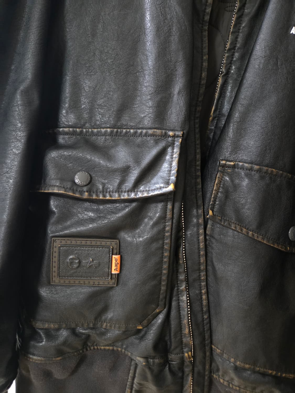 알파인더스트 x 에이프 퀼티드 레더 자켓 XL 상품이미지3