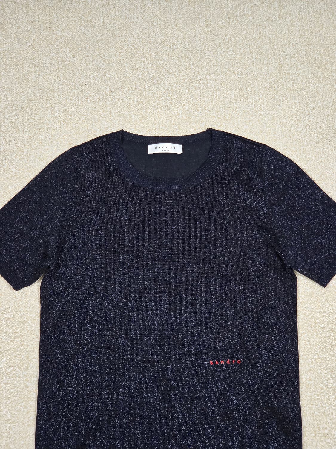 [산드로] 레드 로고 메탈릭 글리터 라운드넥 반팔 니트 | S00052 상품이미지2