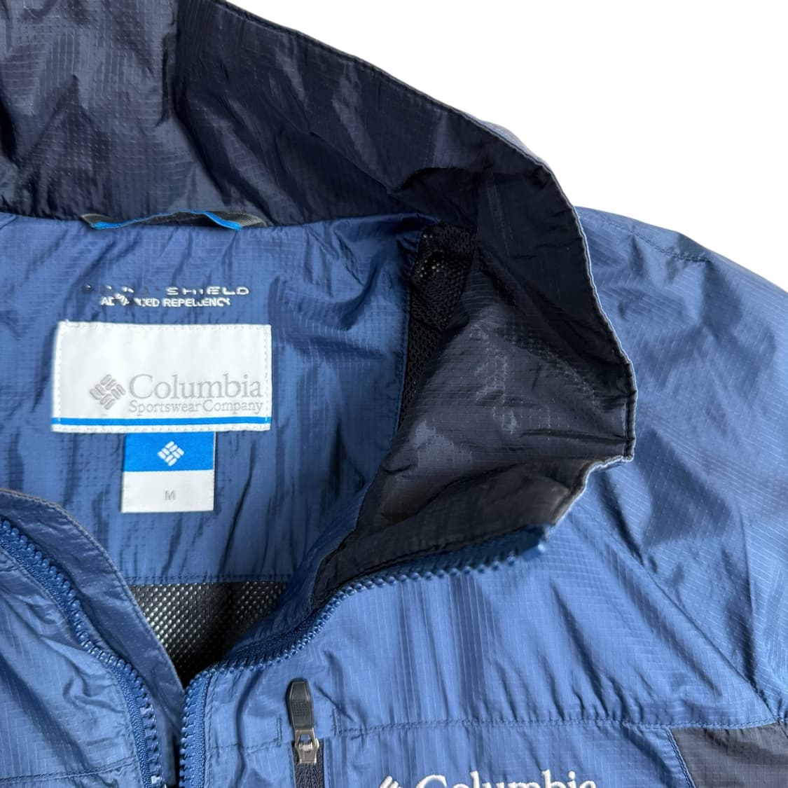 컬럼비아 바람막이 상품이미지2