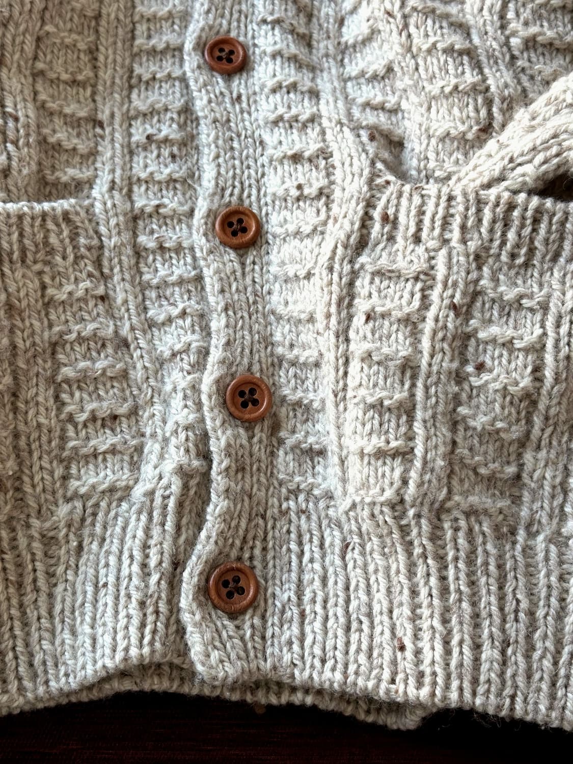 Low gauge pattern heavy knit cardigan 상품이미지4